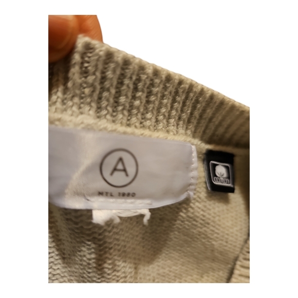 Source Unknown Striped Knit Sweater - Picture 5 of 6